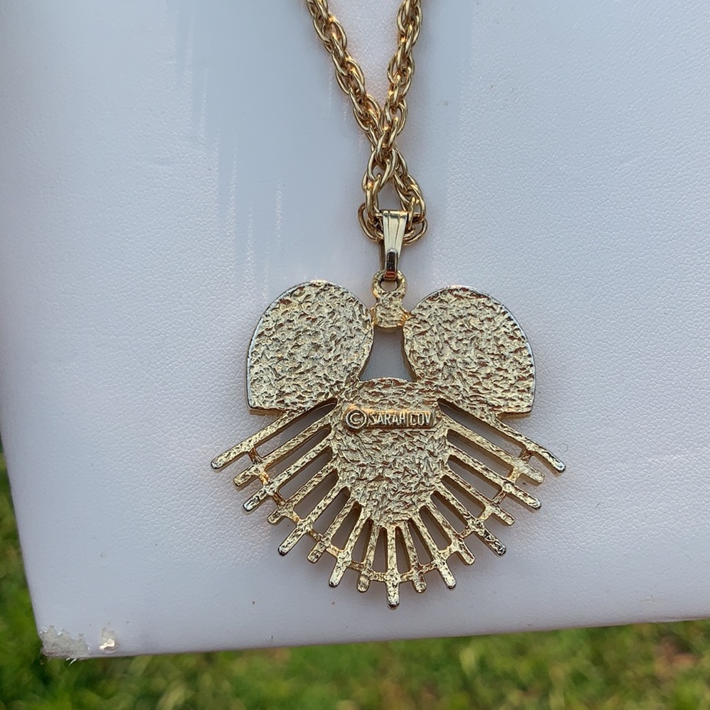 Vintage 1973 Gold-tone Sarah Coventry Necklace - Picture 6 of 17
